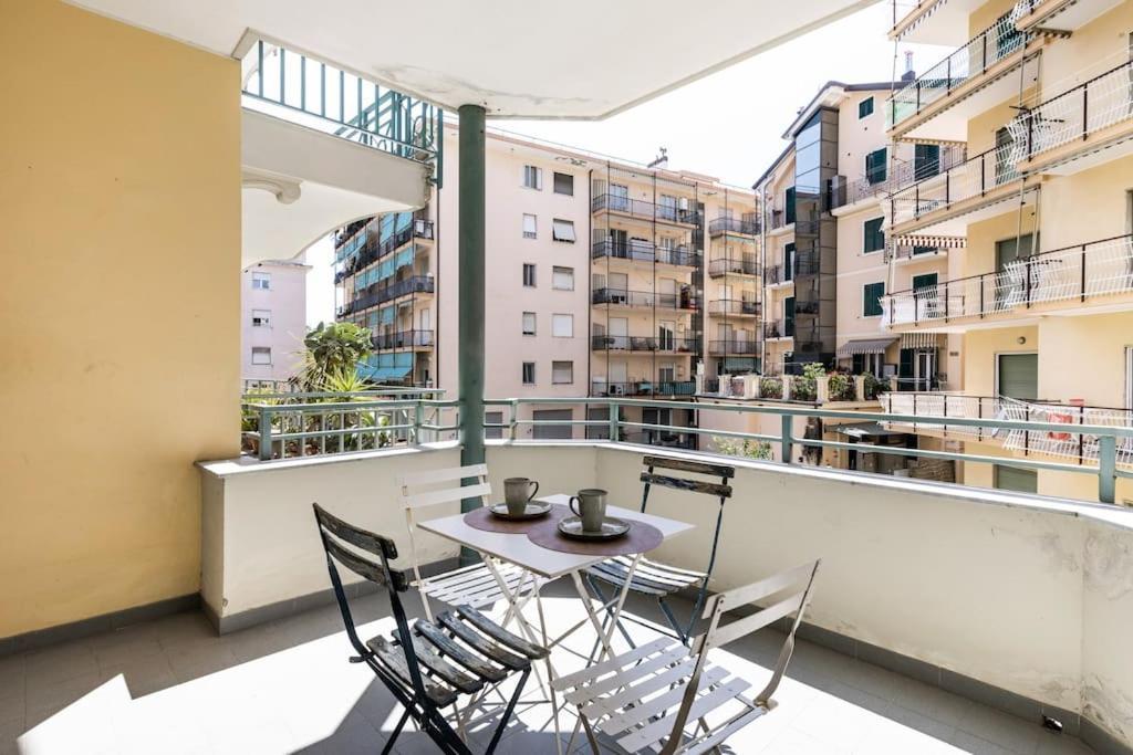 Apartamento Centrale Vicino Spiagge E Ciclabile + Box-Auto ! Arma di Taggia Exterior foto